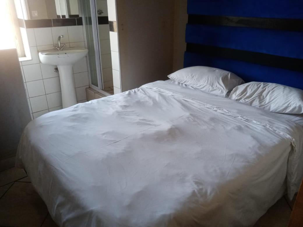 Ebony Guest House Pretoria Ngoại thất bức ảnh