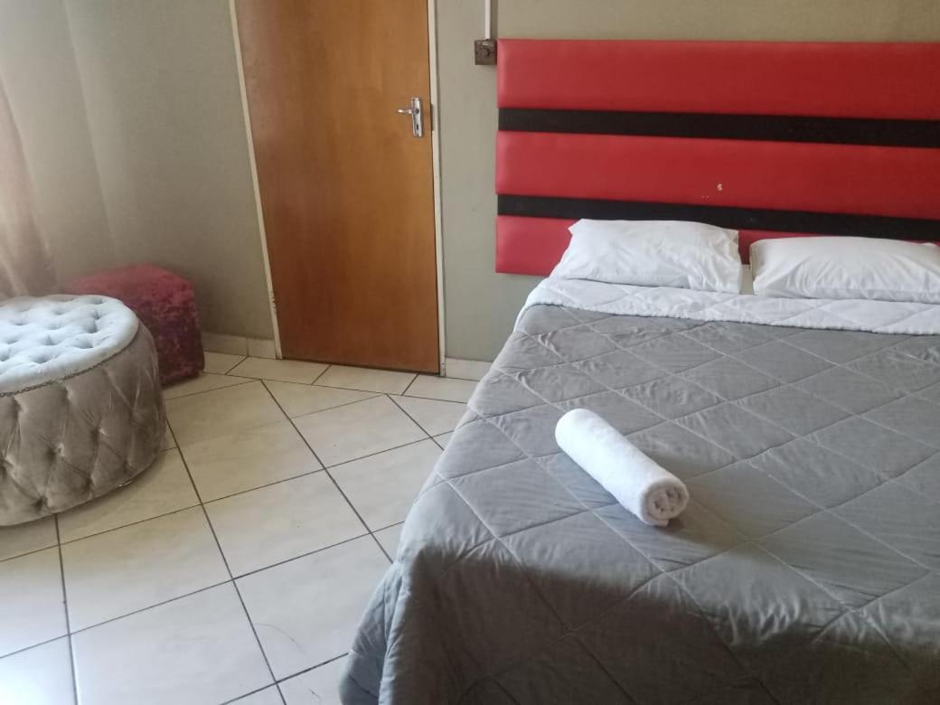 Ebony Guest House Pretoria Ngoại thất bức ảnh